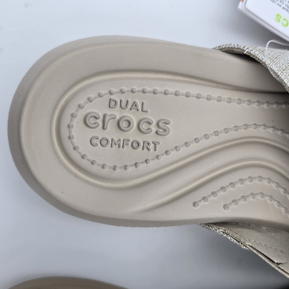 NWT Crocs Capri Shimmer XBand Slide Sandals,  Women's Size 4 - Picture 8 of 16